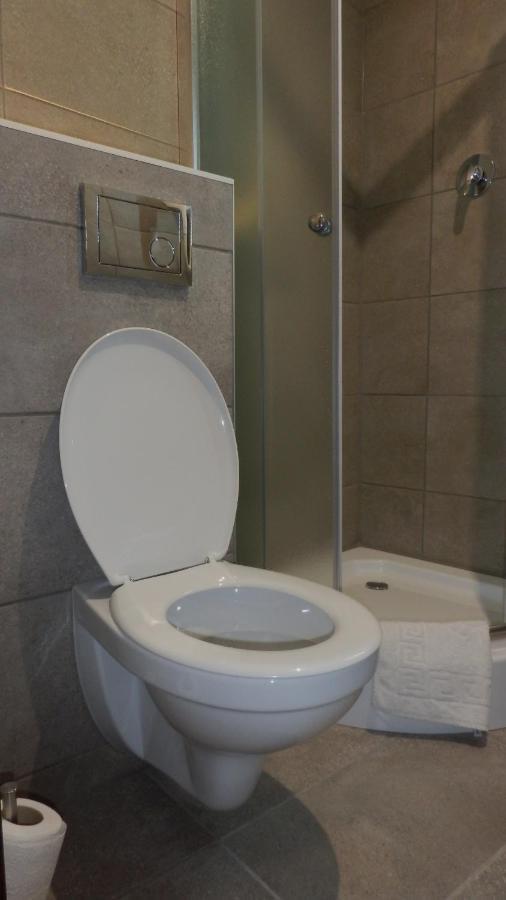 Caesar Panzio Hotel Papa Ngoại thất bức ảnh